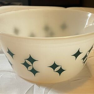 Vintage Federal Glass Atomic Blue Starburst Mixing Bowl Mid Century Groovy MCM
